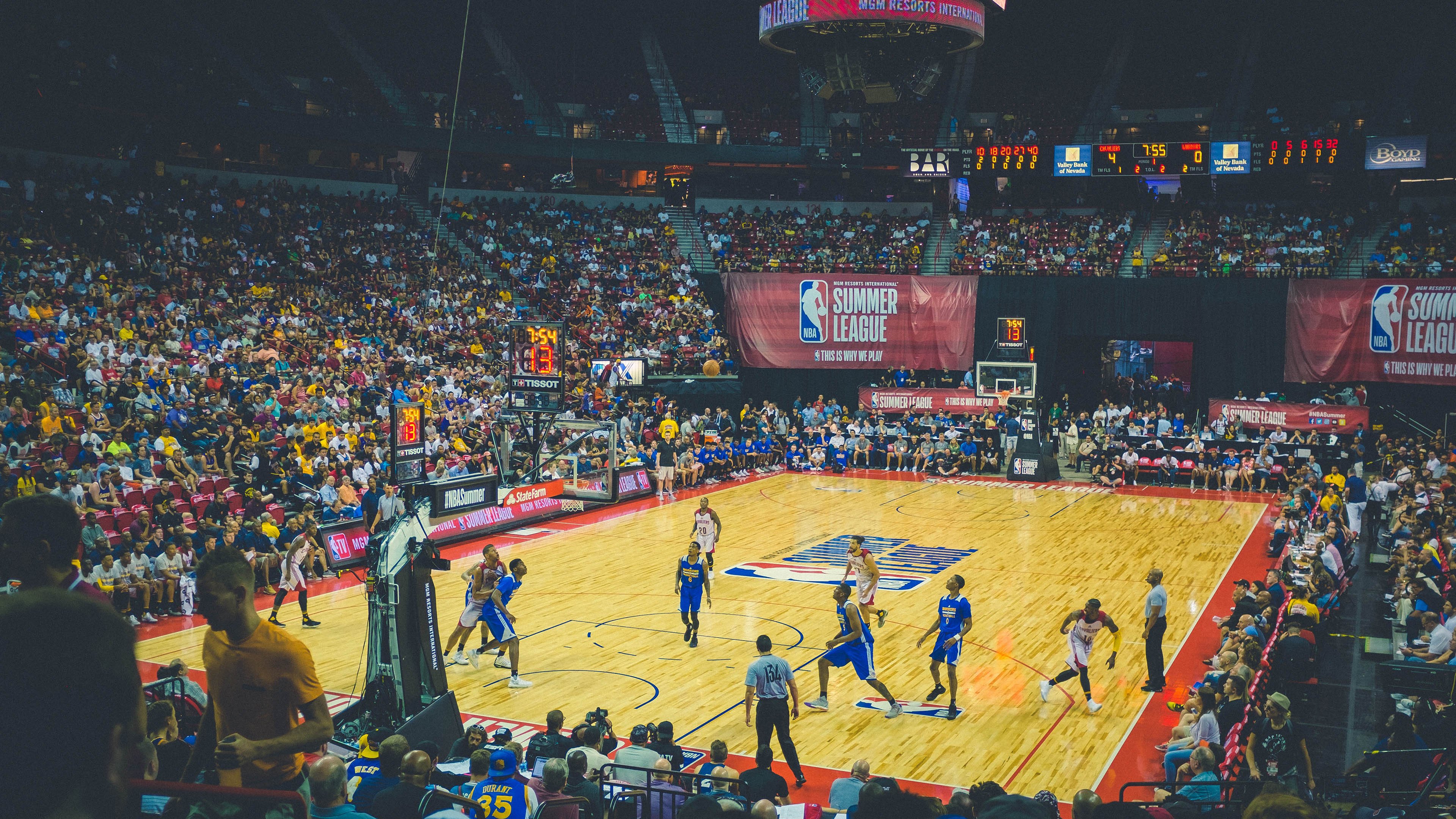 现代篮球战术趋势全面分析，现代篮球技术